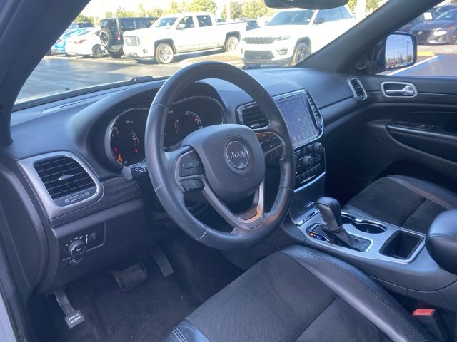 Used 2019 Jeep Grand Cherokee Altitude image 12