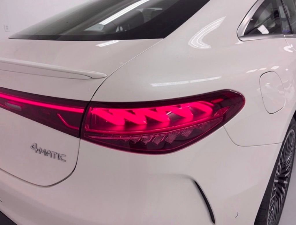 Certified 2023 Mercedes-Benz EQS 580 4MATIC Sedan image 9