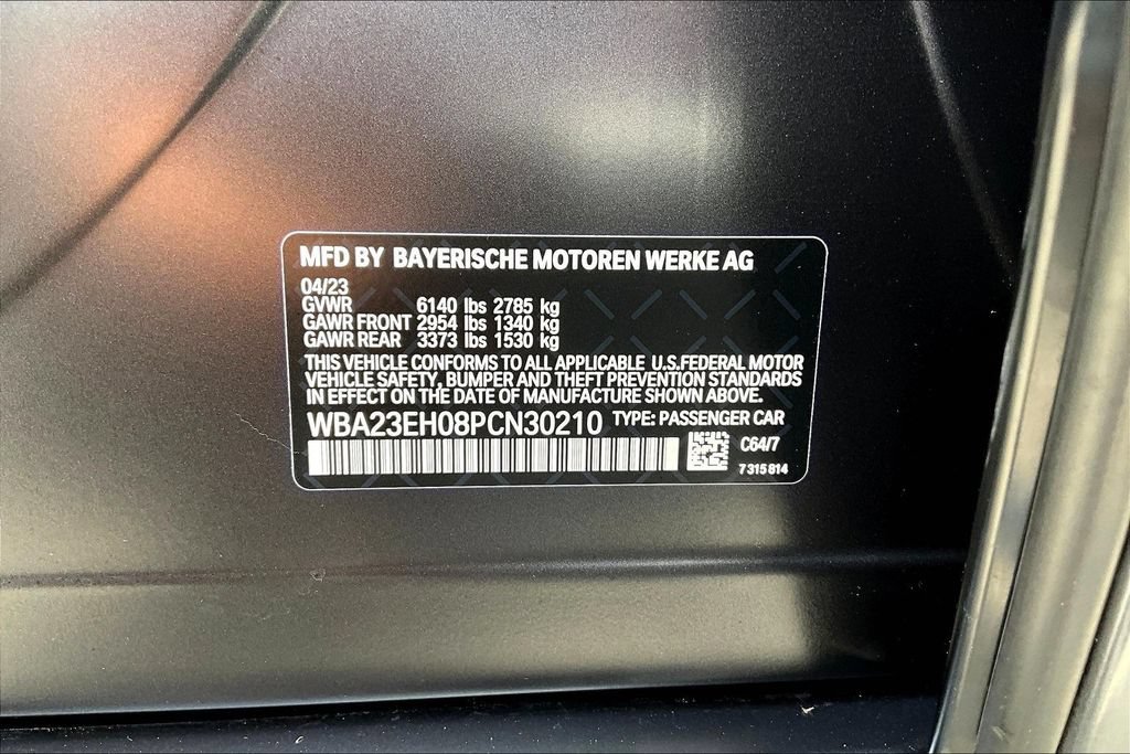 Used 2023 BMW 740i w/ Parking Assistance Package RWD image 19