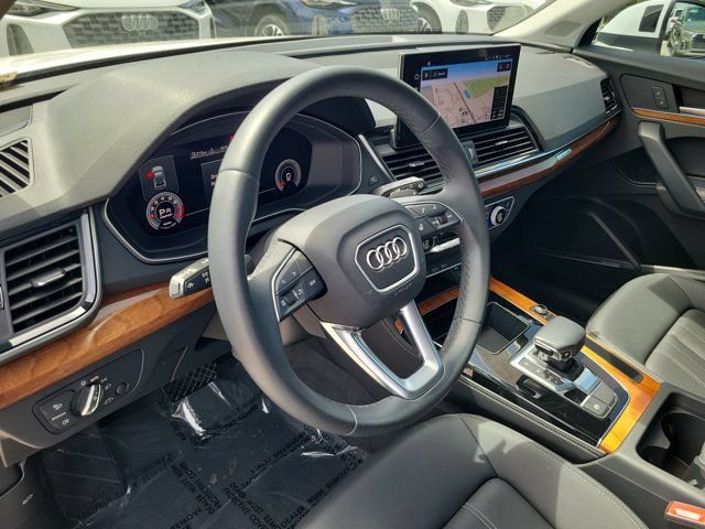 Used 2023 Audi Q5 2.0T Premium Plus AWD/4WD image 17