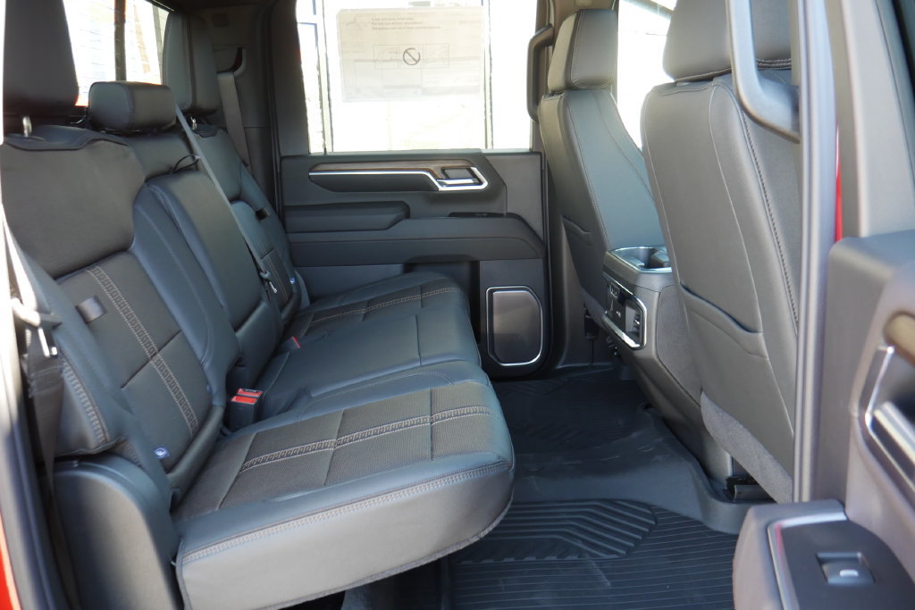 New 2026 Chevrolet Silverado 3500 High Country w/ High Country Premium Package AWD/4WD image 18