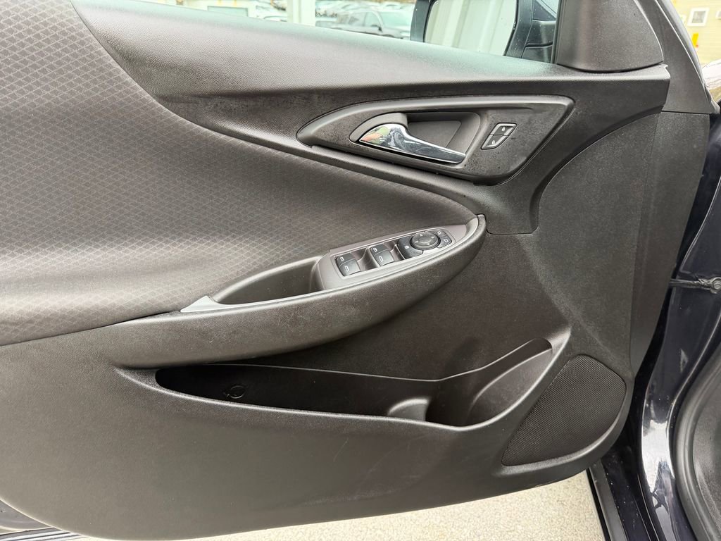 Used 2023 Chevrolet Malibu LT FWD image 14