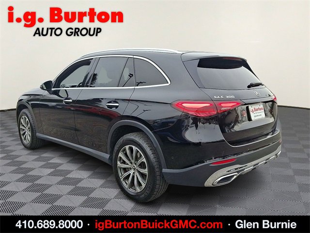 Used 2023 Mercedes-Benz GLC 300 image 4