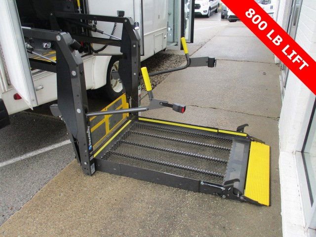 Used 2018 Ford E-450 and Econoline 450 Super Duty w/ Shuttle Bus Prep Package RWD image 7