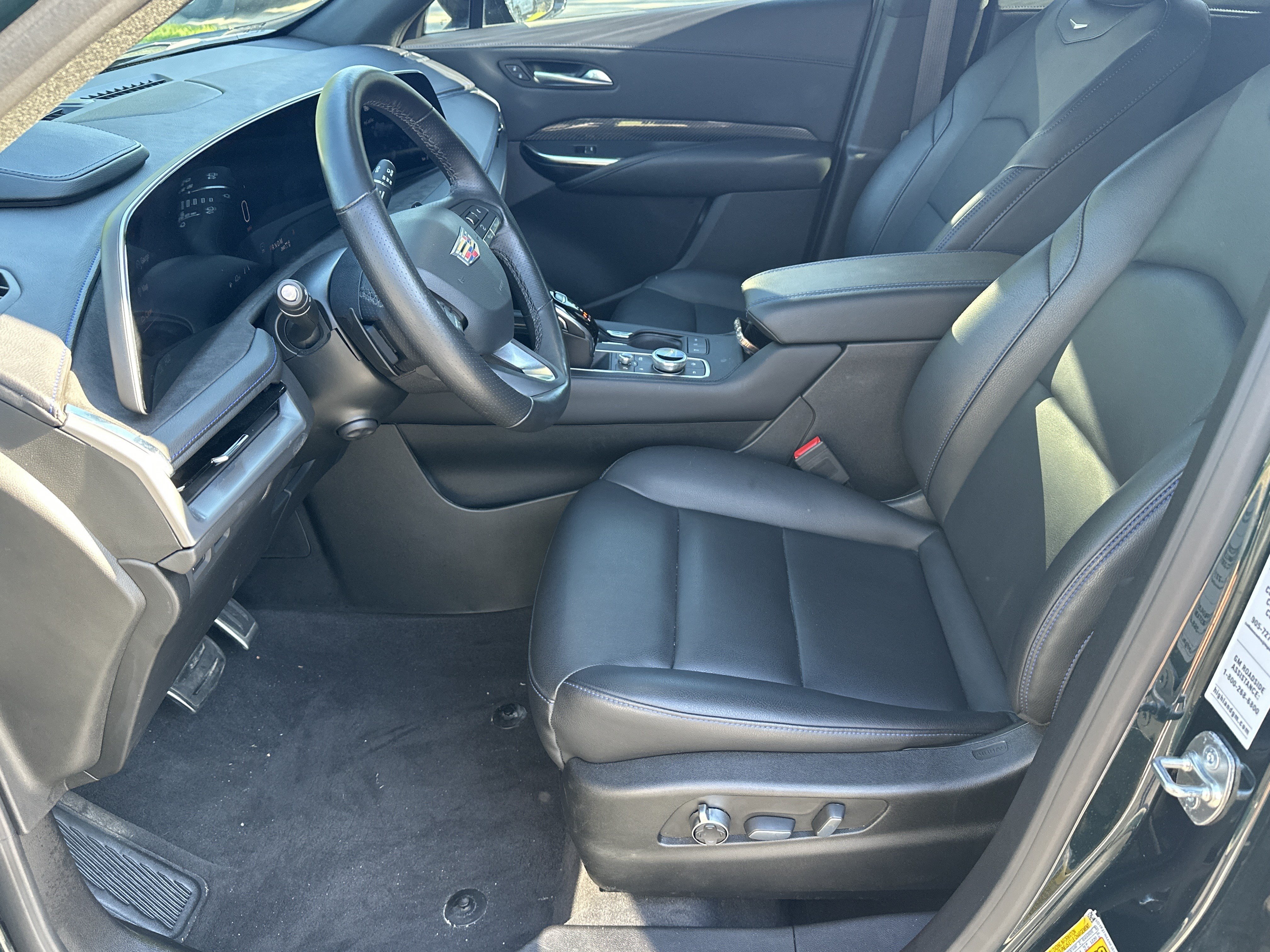 Used 2024 Cadillac XT4 Sport w/ Active Safety Package AWD/4WD image 9