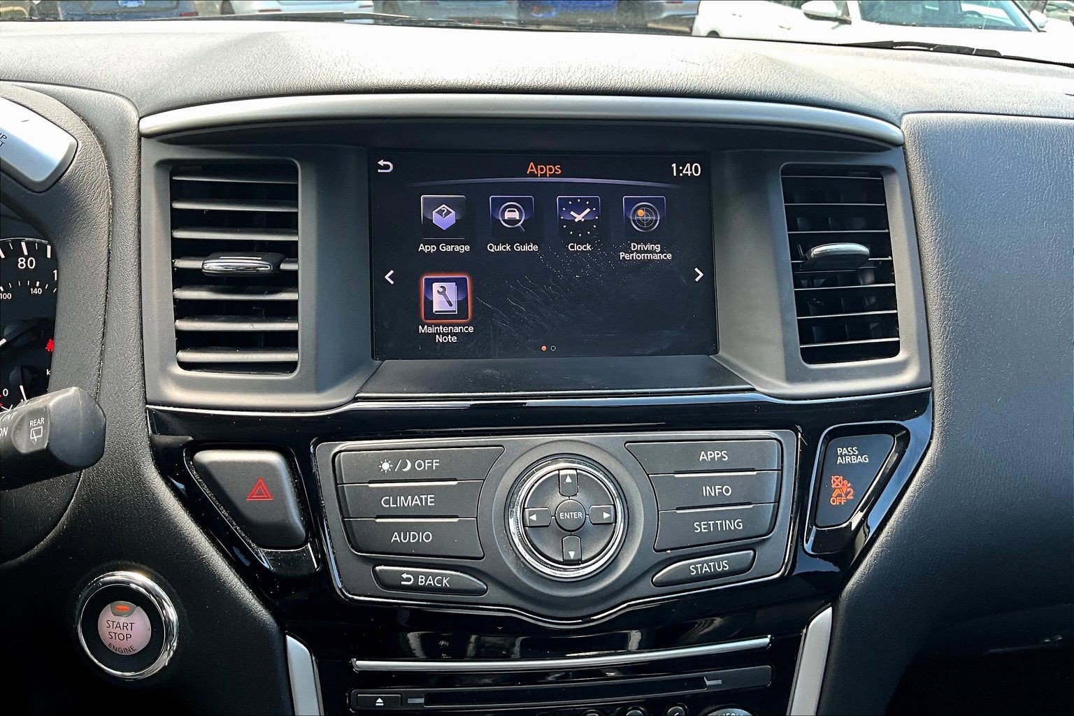 Used 2018 Nissan Pathfinder S image 23
