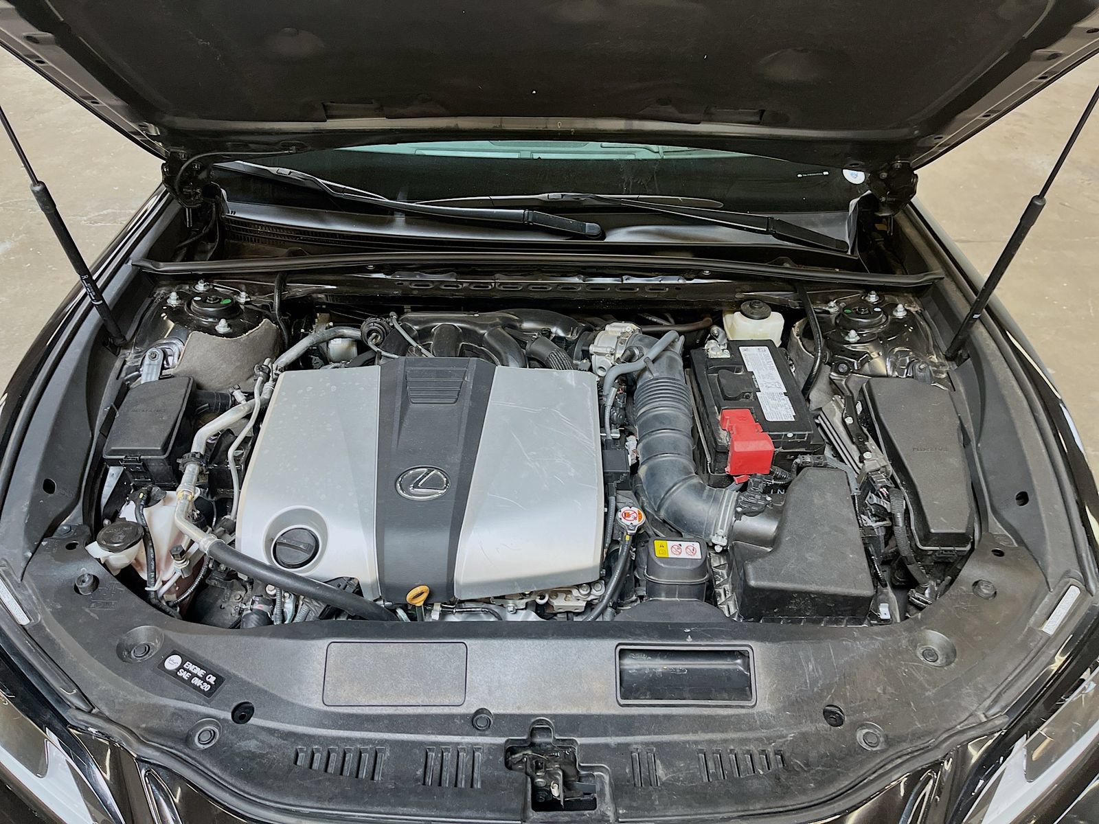 Used 2024 Lexus ES 350 F Sport w/ Accessory Package (Z2) FWD image 32
