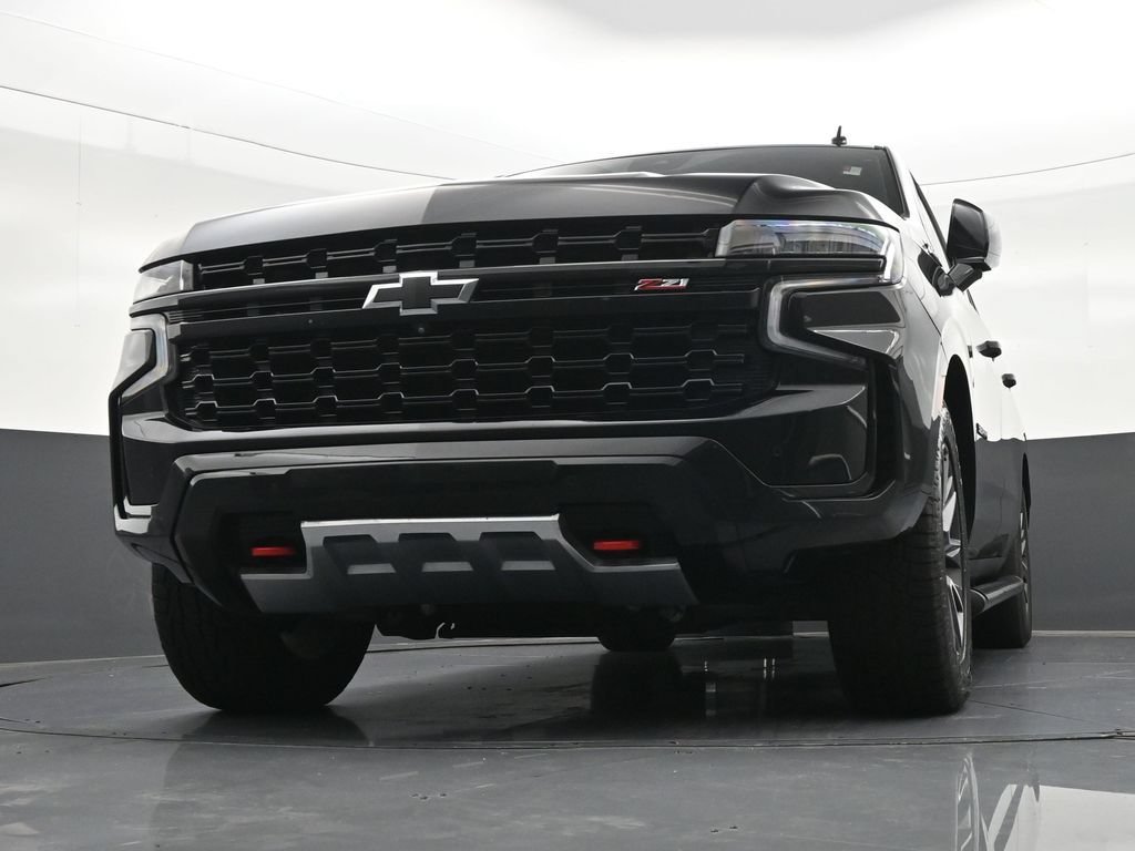 Used 2024 Chevrolet Suburban Z71 w/ Z71 Off-Road Package AWD/4WD image 31