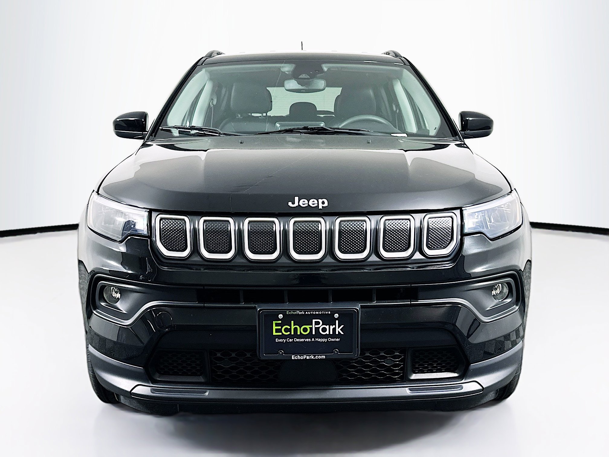 Used 2022 Jeep Compass Latitude AWD/4WD image 2