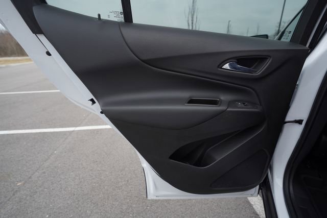 Used 2022 Chevrolet Equinox LT w/ Driver Convenience Package image 17