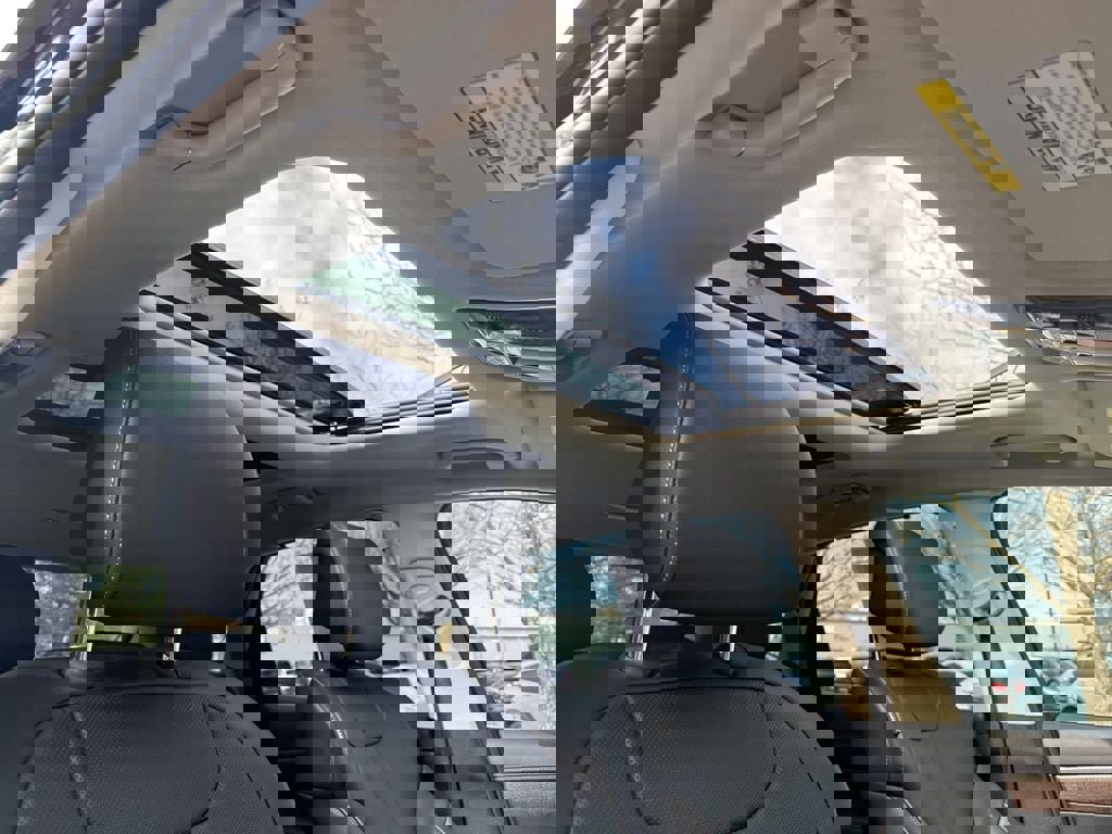 Used 2025 Genesis GV80 2.5T Advanced image 37