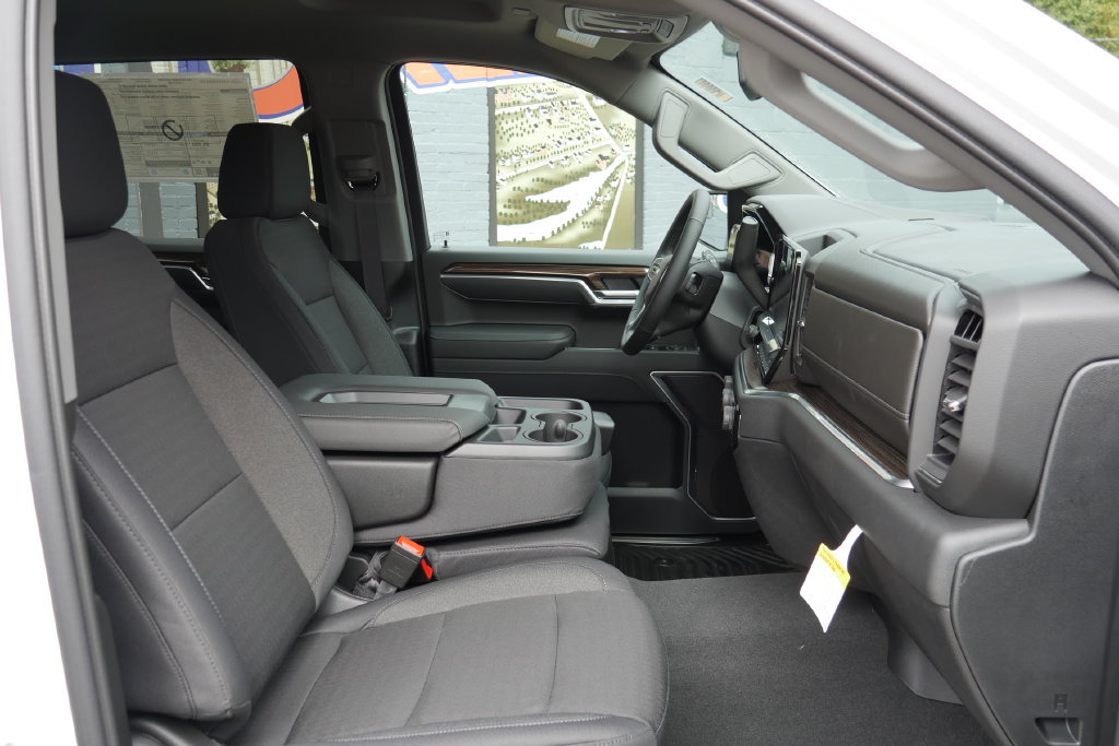 New 2026 Chevrolet Silverado 1500 LT AWD/4WD image 9