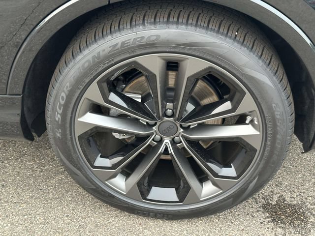 New 2026 Audi Q7 2.0T Premium Plus AWD/4WD image 4