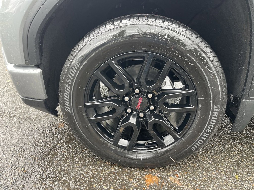 New 2026 GMC Sierra 1500 Elevation image 32