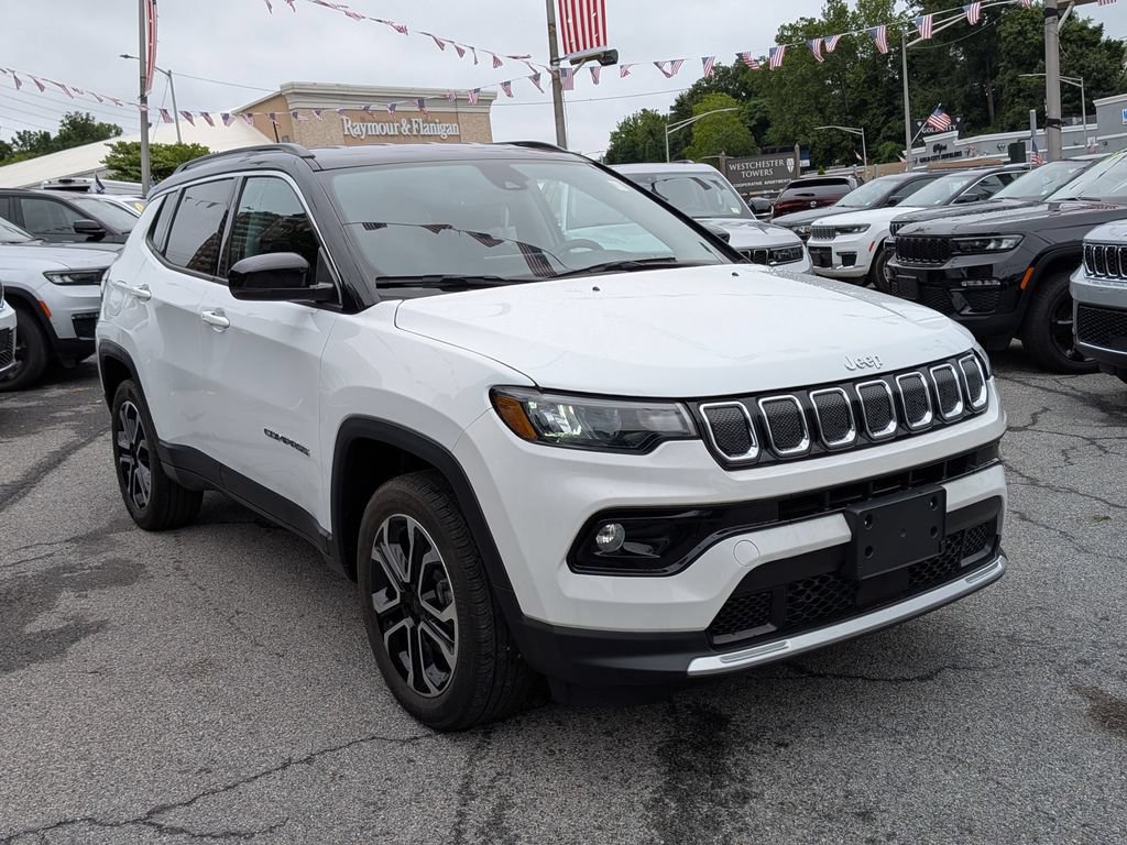 Used 2022 Jeep Compass Limited AWD/4WD image 4
