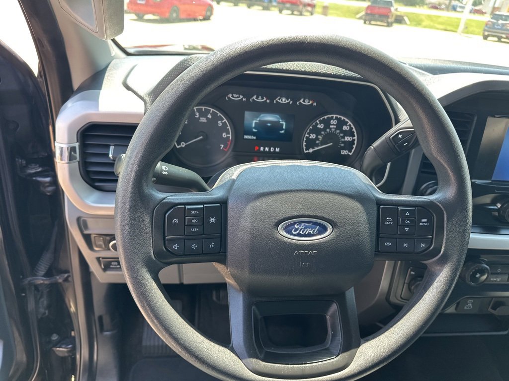 Used 2022 Ford F150 XLT w/ Trailer Tow Package image 8