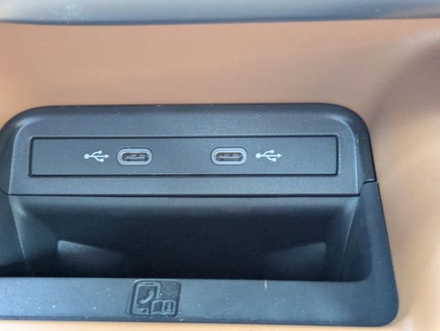 New 2025 Volkswagen ID. Buzz 1st Edition RWD image 24