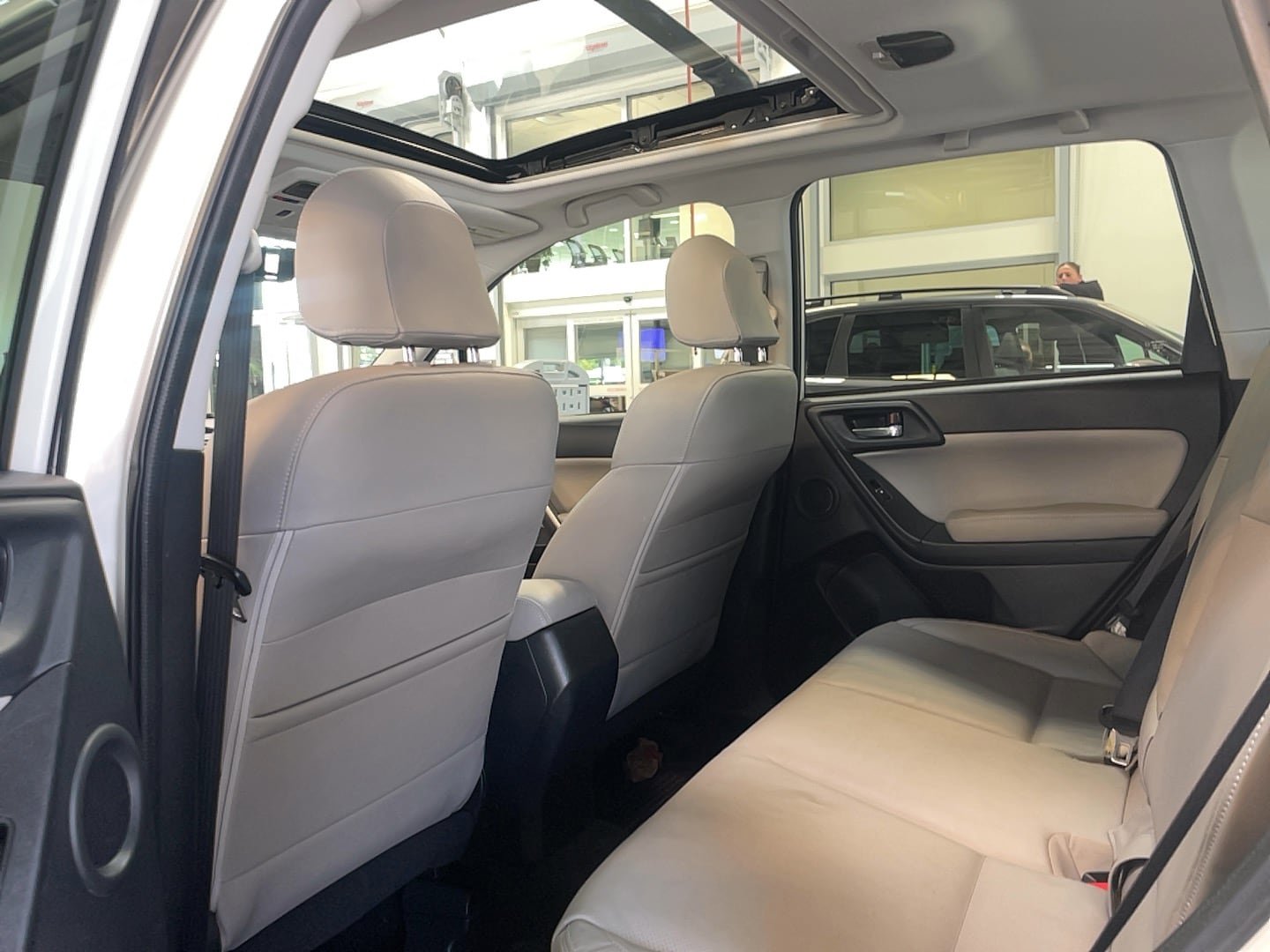 Used 2018 Subaru Forester 2.5i Limited AWD/4WD image 8