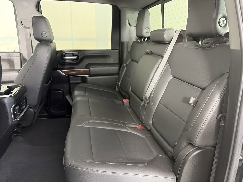 Used 2022 GMC Sierra 3500 SLT w/ SLT Premium Package image 13