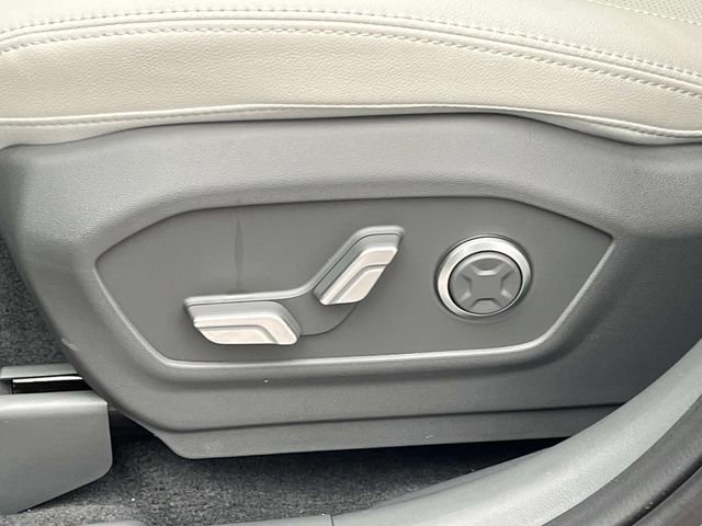 New 2026 Hyundai Santa Fe Limited FWD image 23