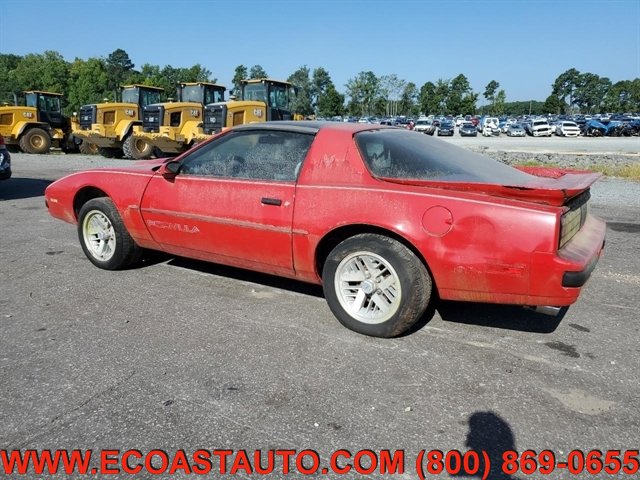 Used 1990 Pontiac Firebird Formula RWD image 2