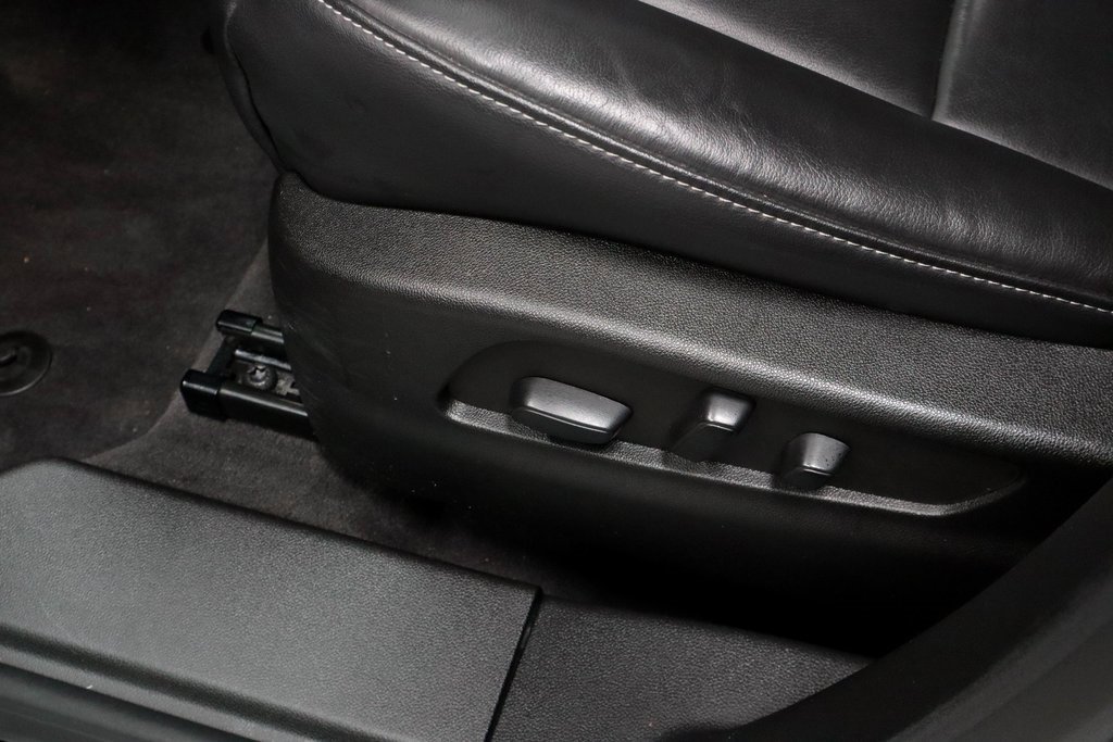 Used 2024 Cadillac XT4 Luxury image 23