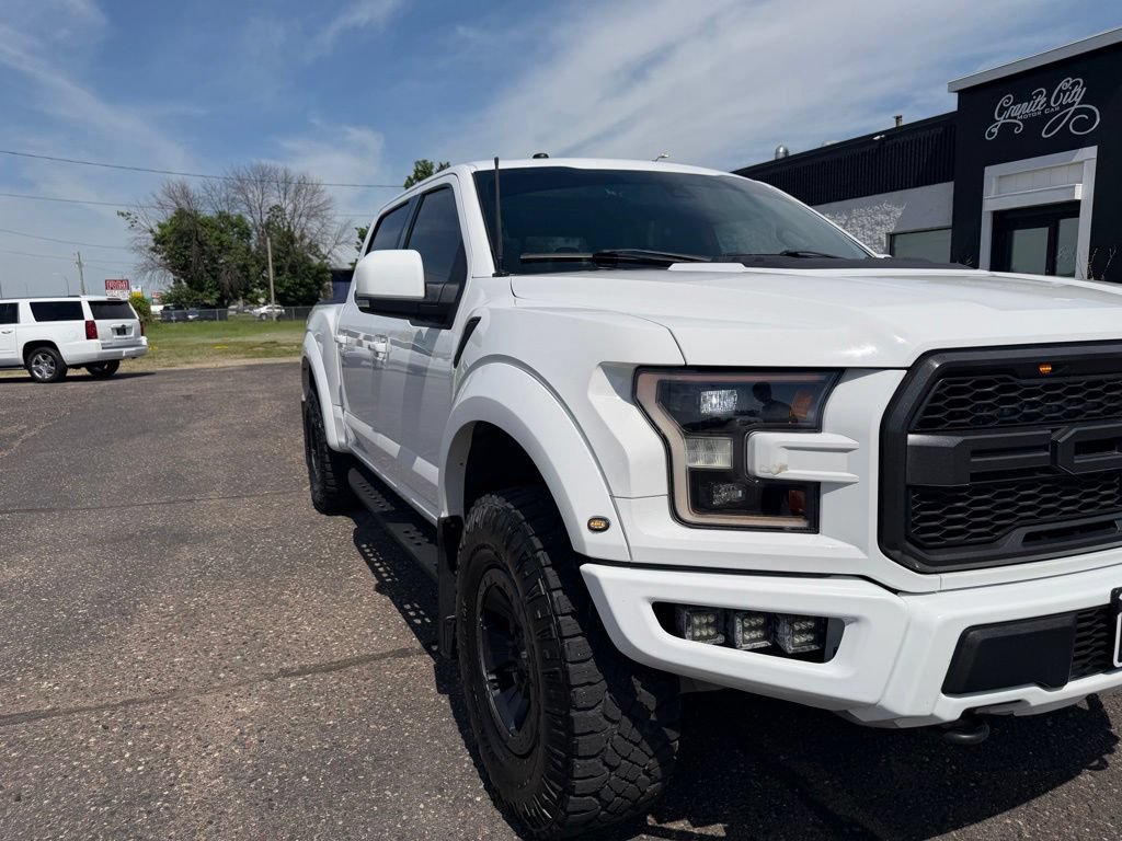 Used 2018 Ford F150 Raptor w/ Equipment Group 802A Luxury AWD/4WD image 16