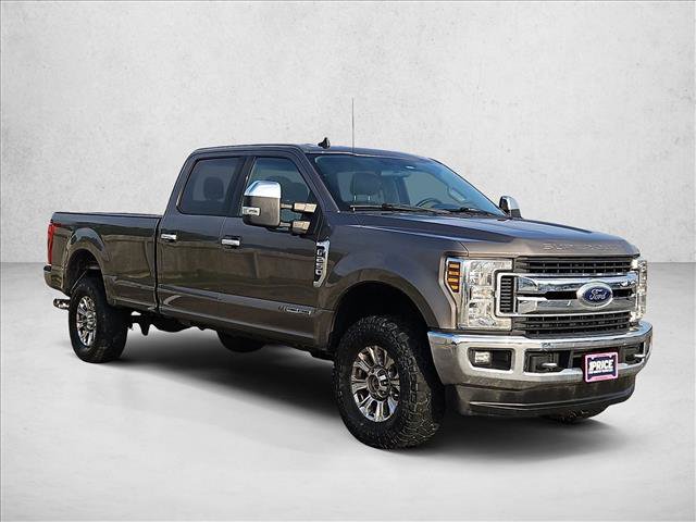 Used 2019 Ford F250 XLT w/ XLT Premium Package AWD/4WD image 3