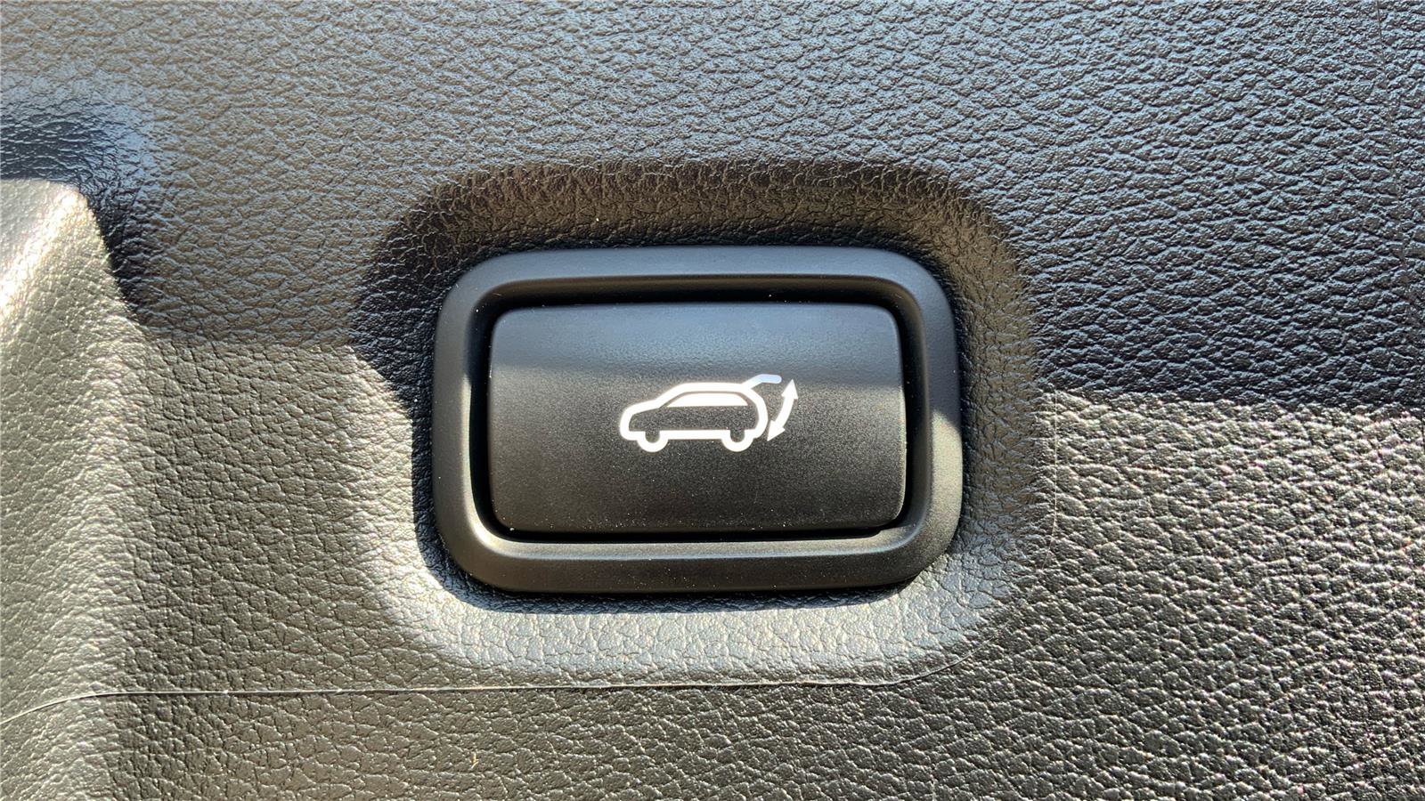Used 2023 Hyundai Santa Fe SEL AWD/4WD image 30