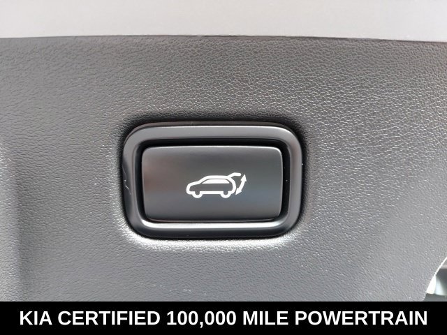 Certified 2025 Kia EV6 Wind RWD image 32