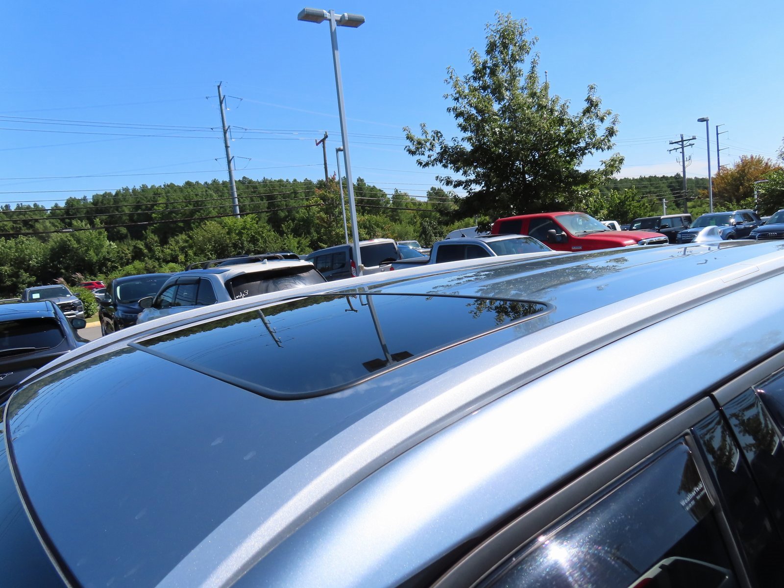 Used 2022 Toyota Highlander XLE image 10