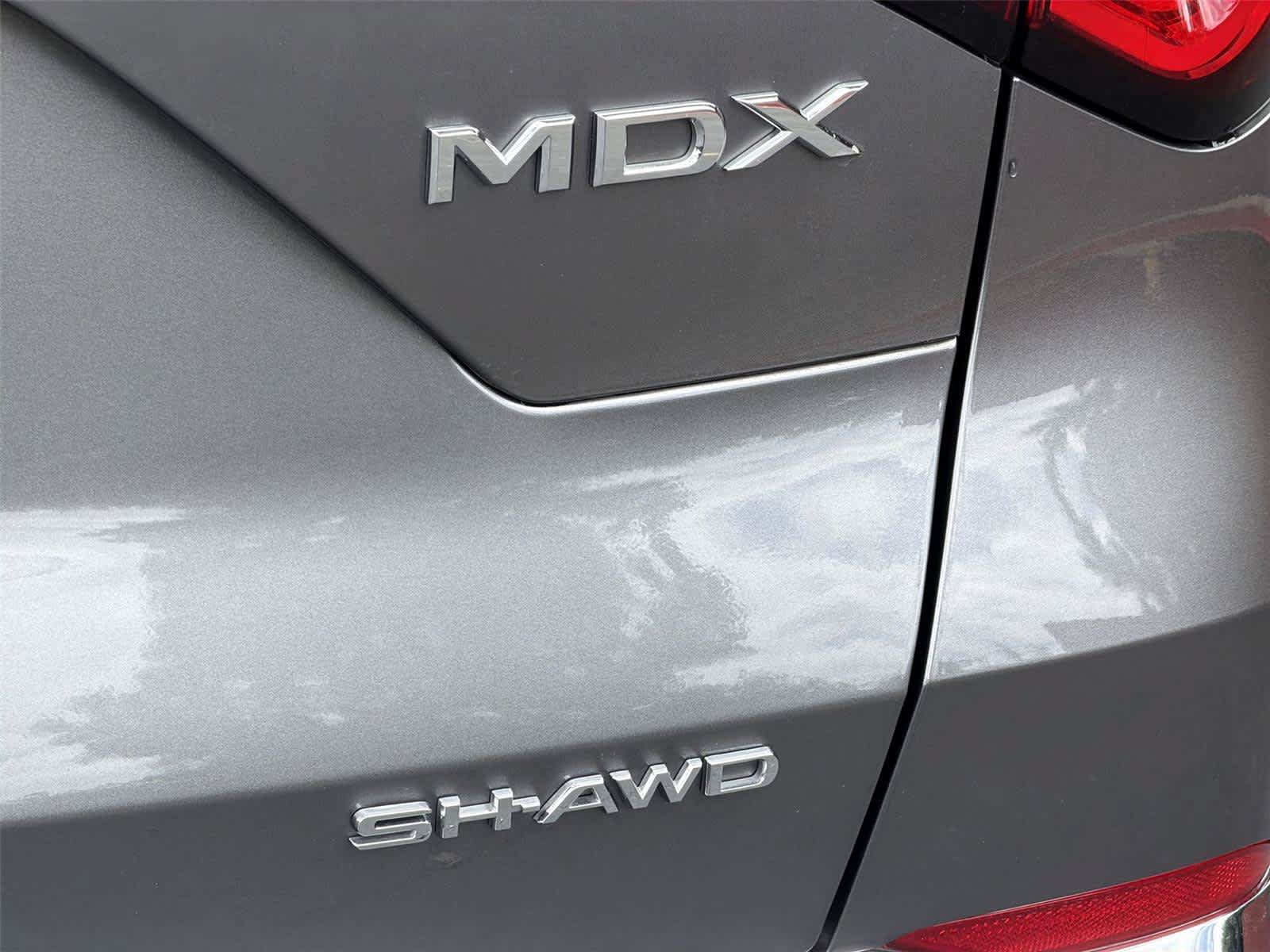 Used 2024 Acura MDX SH-AWD w/ Technology Package image 8