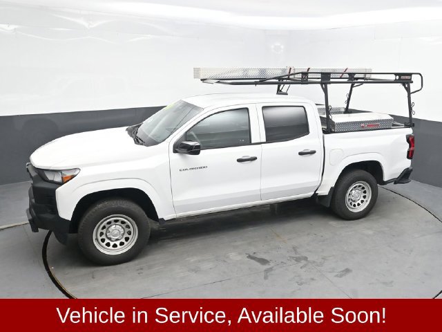Used 2024 Chevrolet Colorado W/T w/ Safety Package RWD image 30