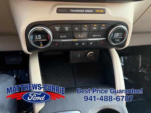 Certified 2020 Ford Escape Titanium FWD image 20