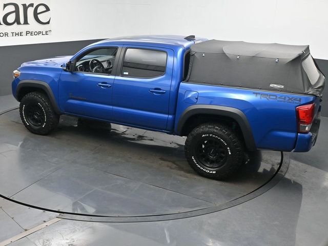 Used 2016 Toyota Tacoma TRD Off-Road image 40