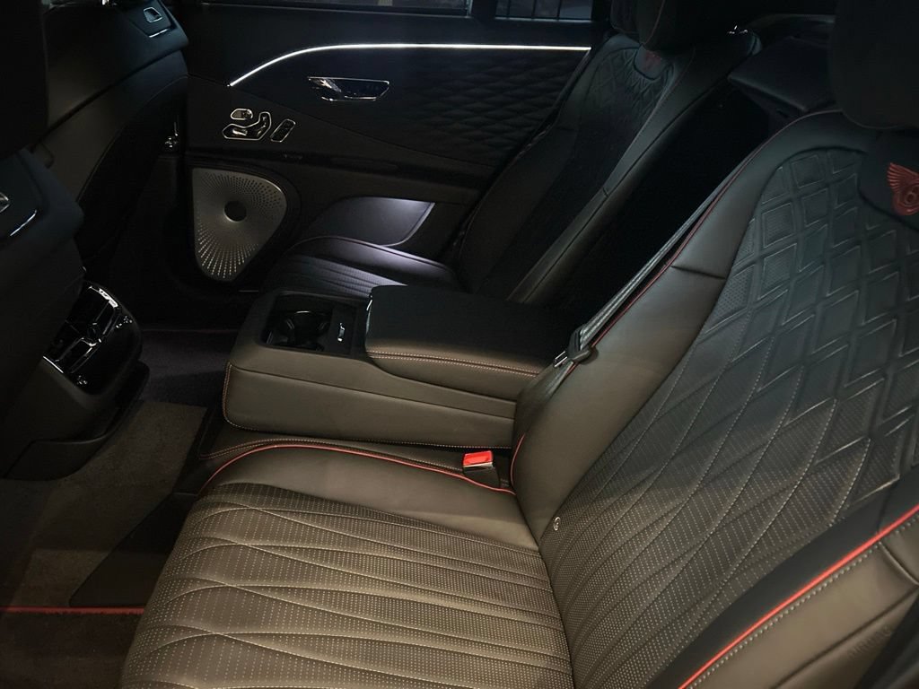 Used 2022 Bentley Flying Spur V8 AWD/4WD image 10