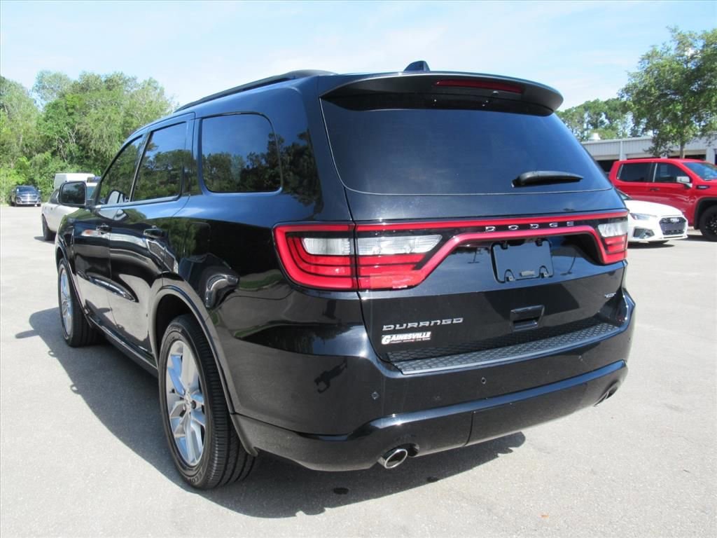 Used 2022 Dodge Durango GT RWD image 5