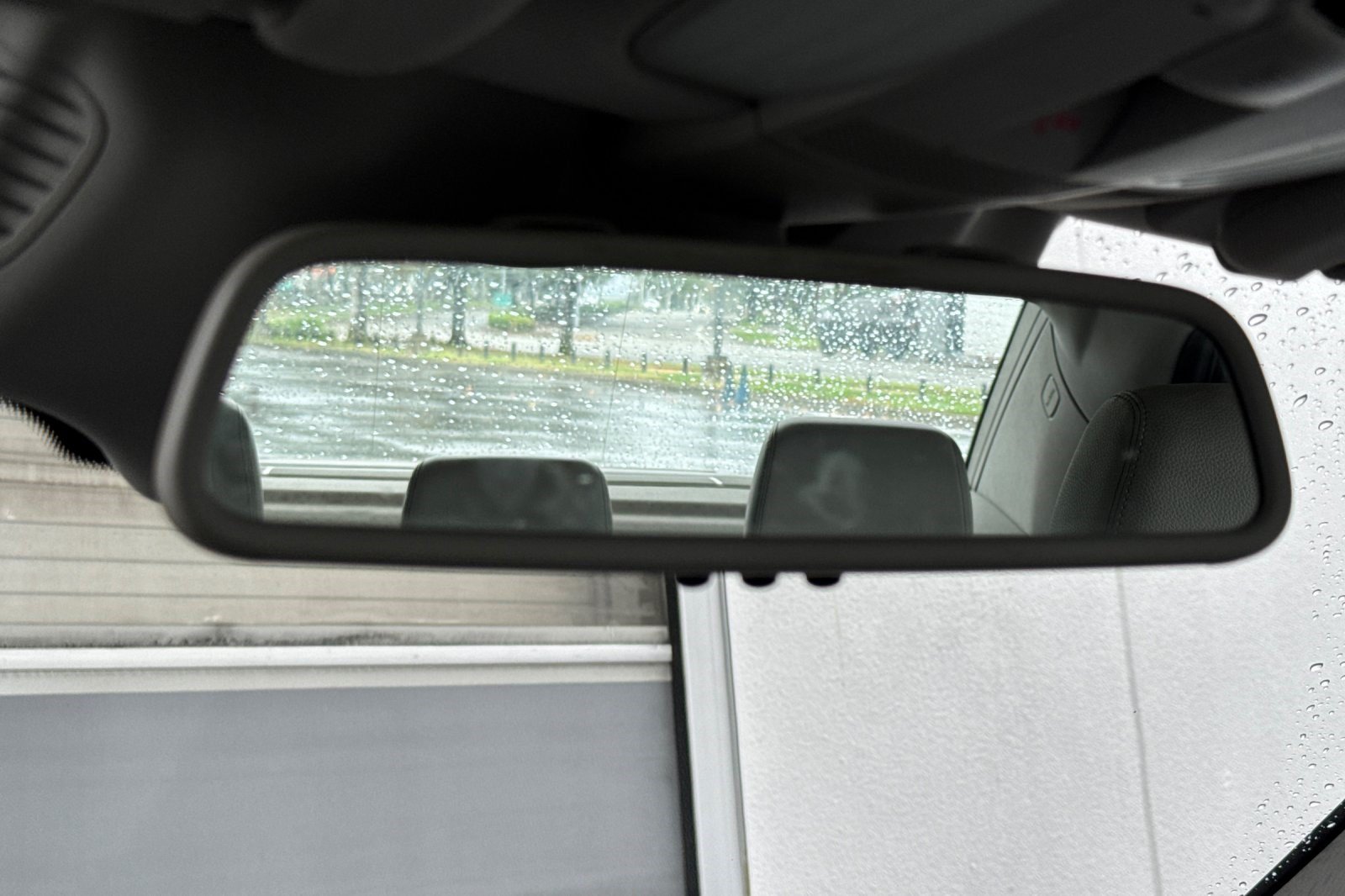 Used 2015 Mercedes-Benz E 350 Sedan image 39