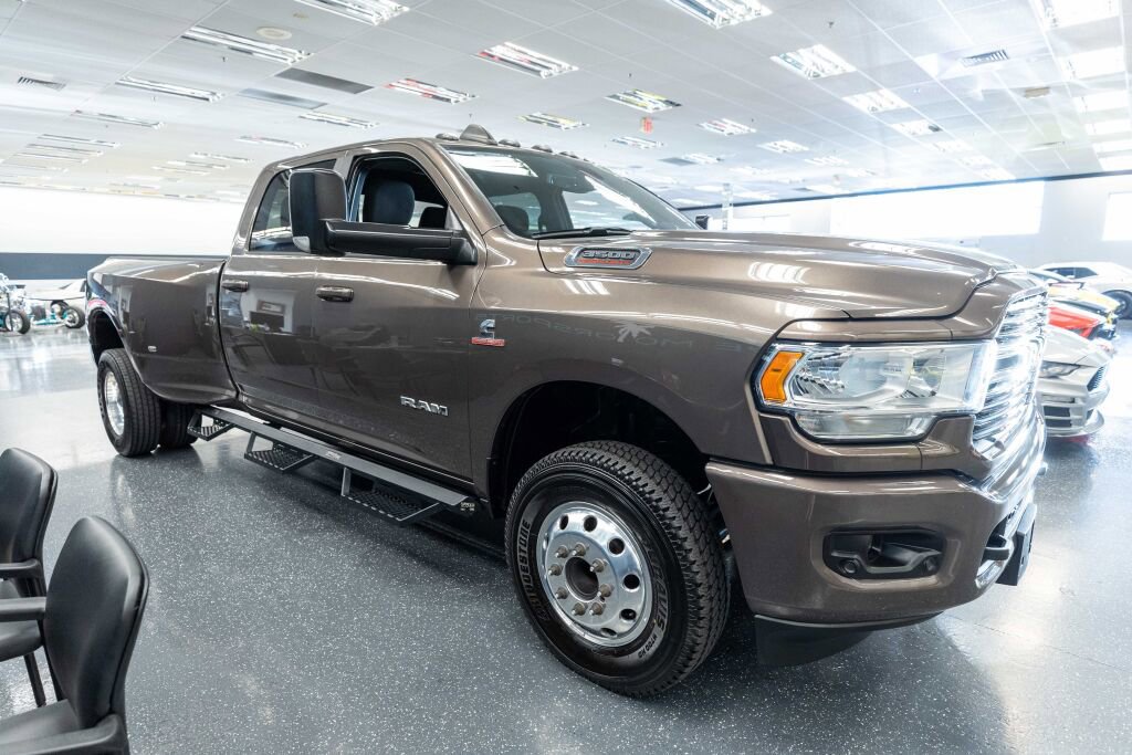 Used 2021 RAM 3500 Big Horn w/ Level 1 Equipment Group AWD/4WD image 4