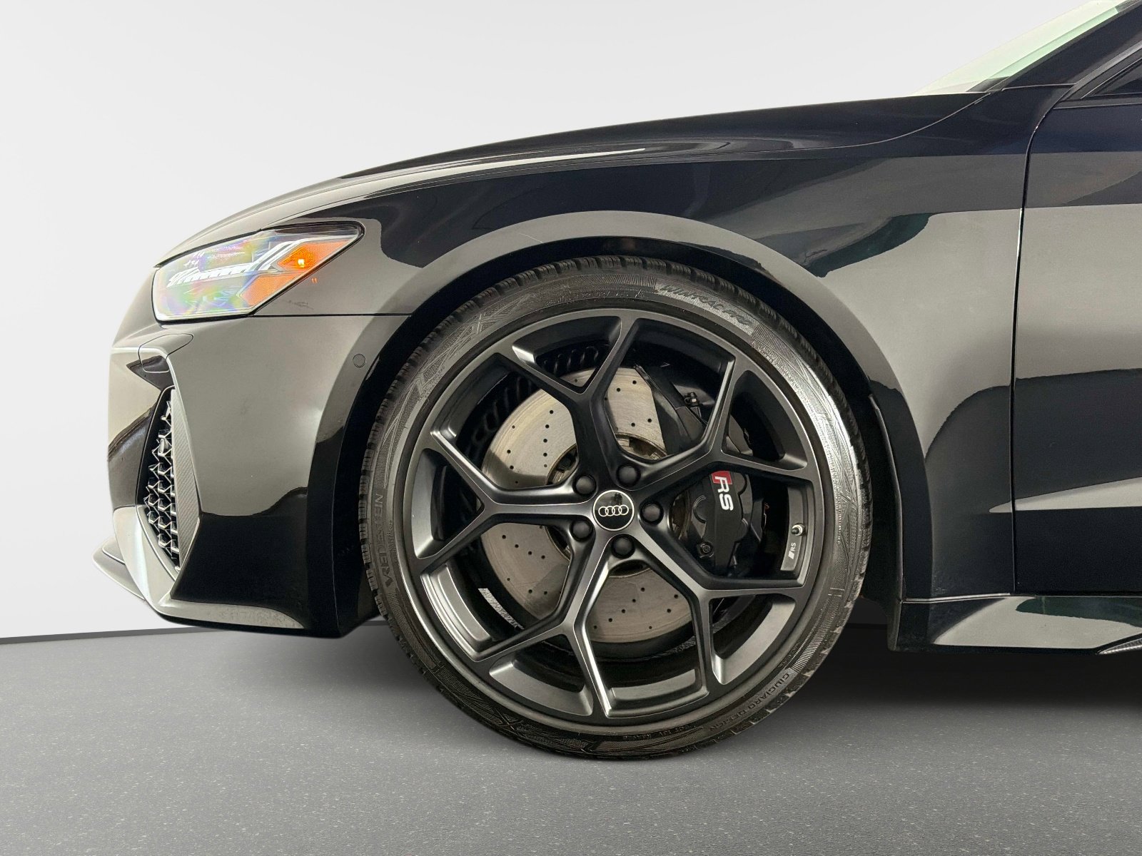 Used 2025 Audi RS 7 Performance AWD/4WD image 14