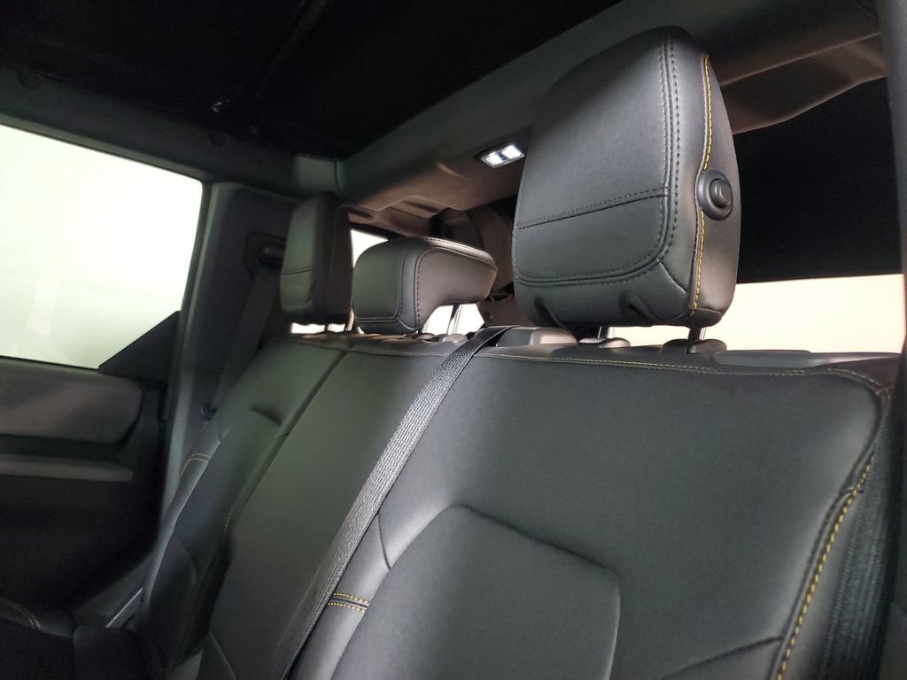 Used 2023 Ford Bronco Badlands AWD/4WD image 11