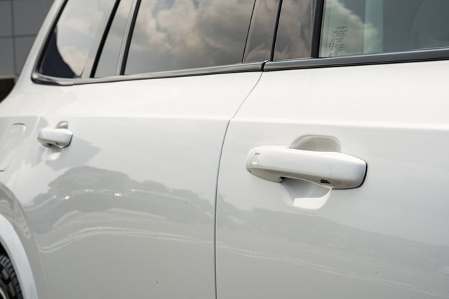 New 2026 Volvo XC90 T8 Ultra w/ Protection Package Premier image 14