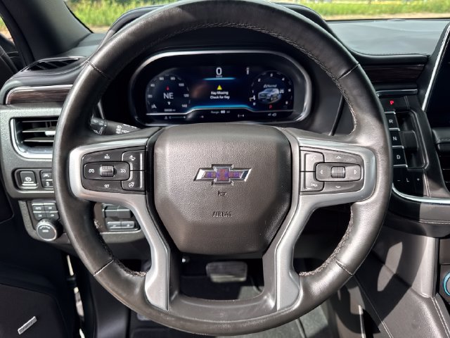Used 2024 Chevrolet Tahoe Z71 w/ Luxury Package AWD/4WD image 15