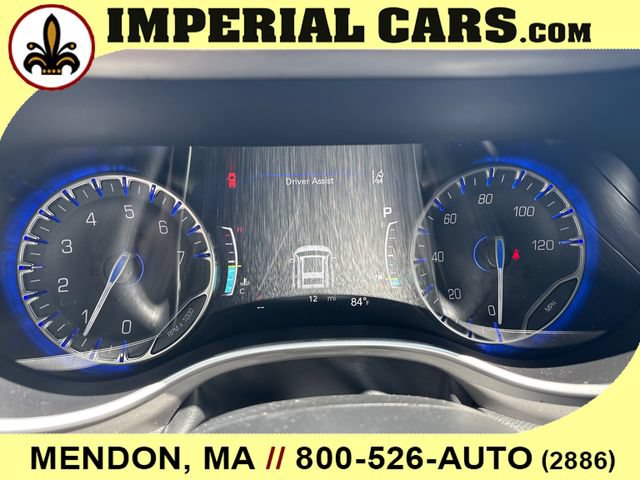New 2027 Chrysler Pacifica Limited w/ Family Tech Group AWD/4WD image 22
