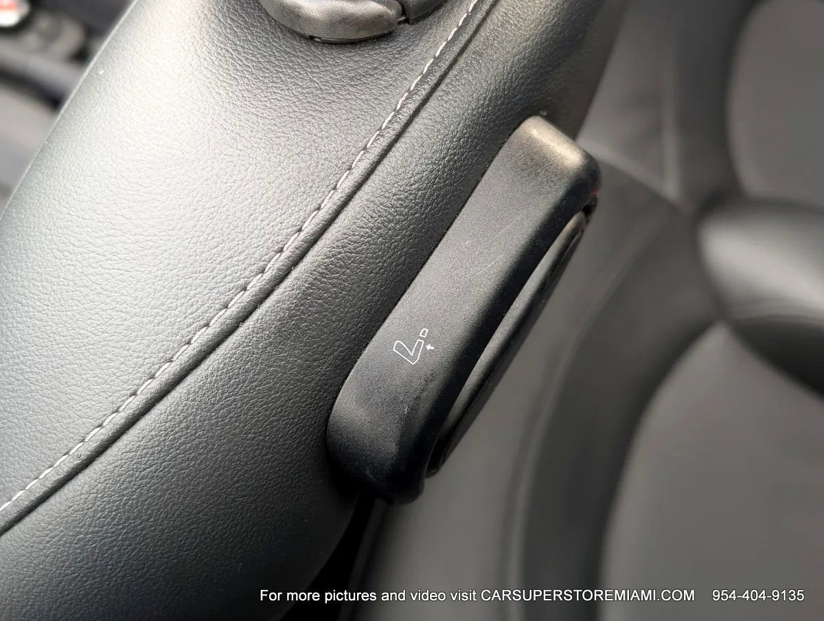 Used 2020 MINI Cooper Convertible image 42