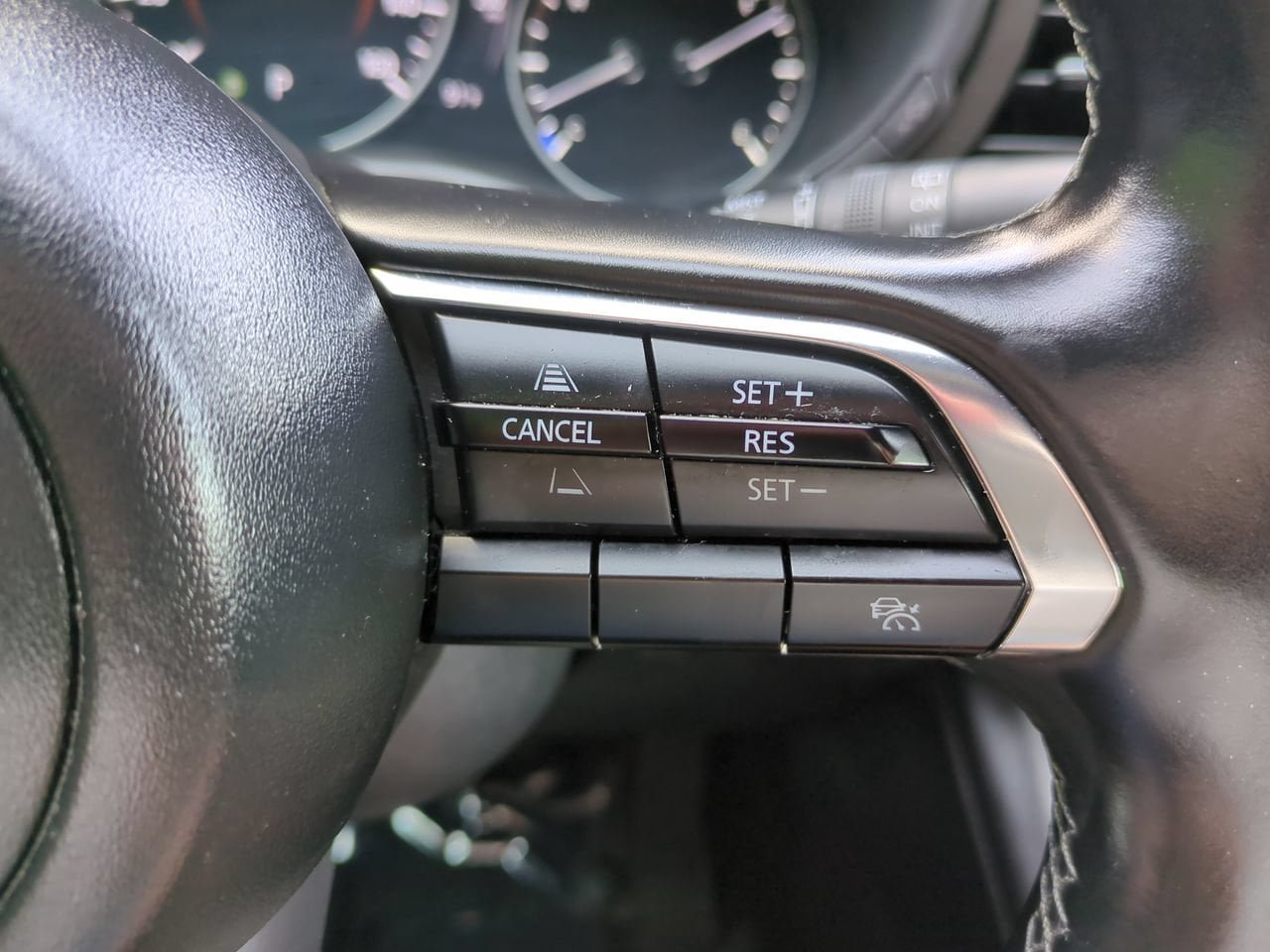 Used 2025 MAZDA MAZDA3 s Sport FWD image 24