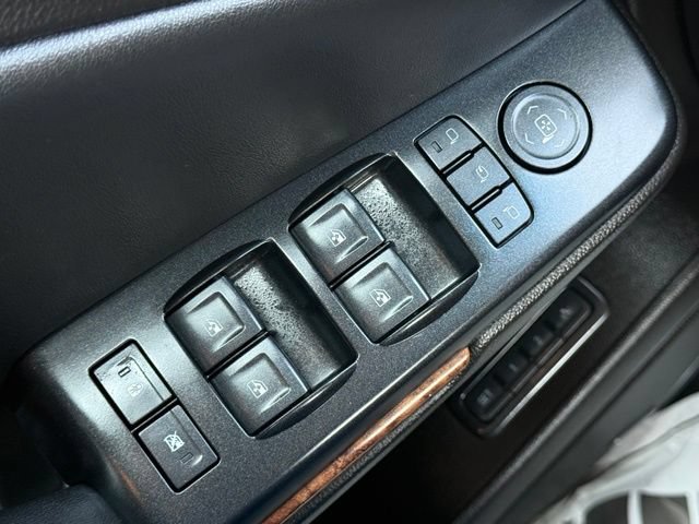 Used 2017 Chevrolet Tahoe Premier AWD/4WD image 20