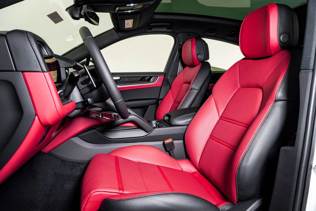 New 2026 Porsche Cayenne Coupe image 5