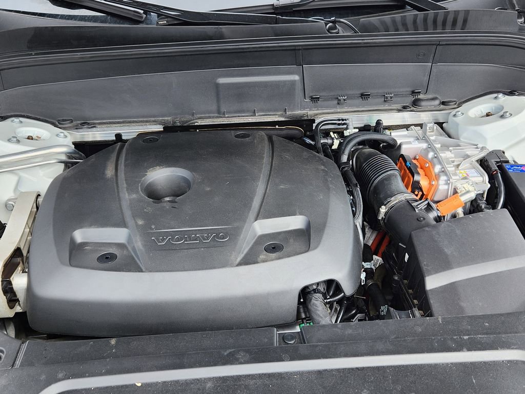 Used 2023 Volvo XC90 T8 Ultimate image 18