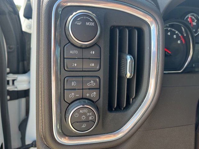 Used 2021 Chevrolet Silverado 1500 LTZ w/ LTZ Premium Package image 28